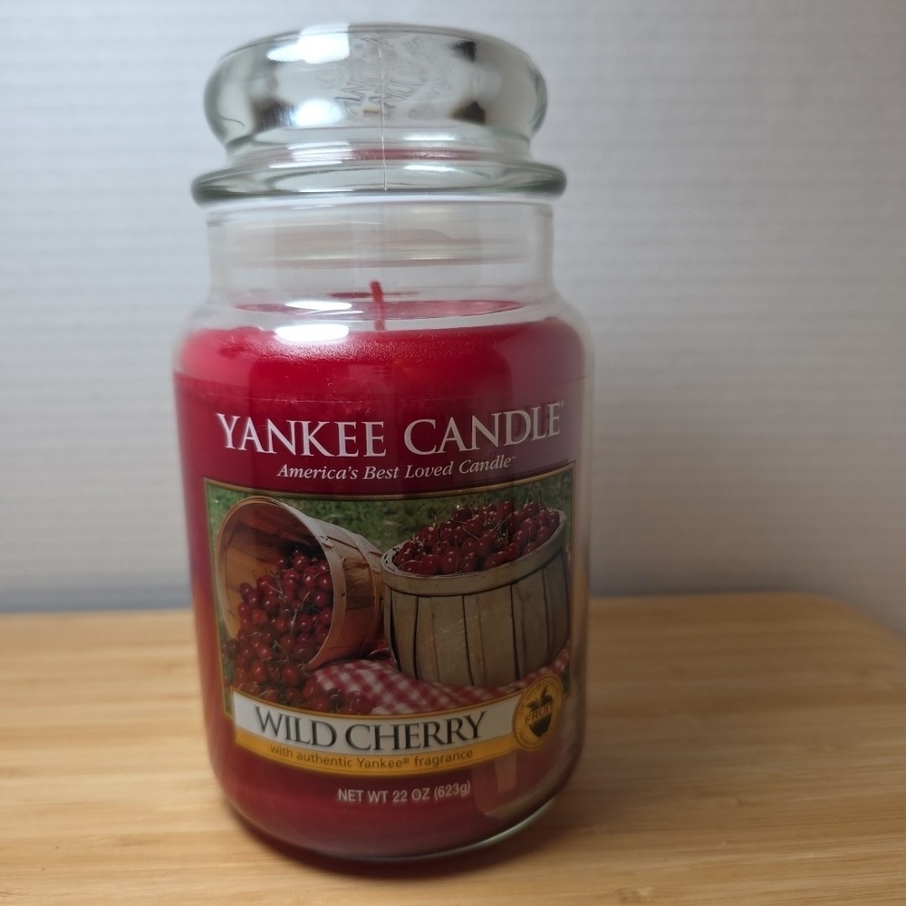 Yankee Candle Wild Cherry 22oz Glass Jar Candle New old Stock Discontinued